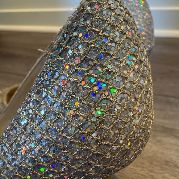 Enzo Angiolini Glittering Gold Silver Heels - Picture 14 of 16